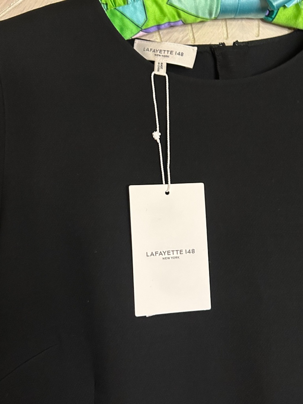 Lafayette 148 New York WOOL-SILK CREPE SHORT SLEEVE DRESS,Size 10 - Picture 15 of 16